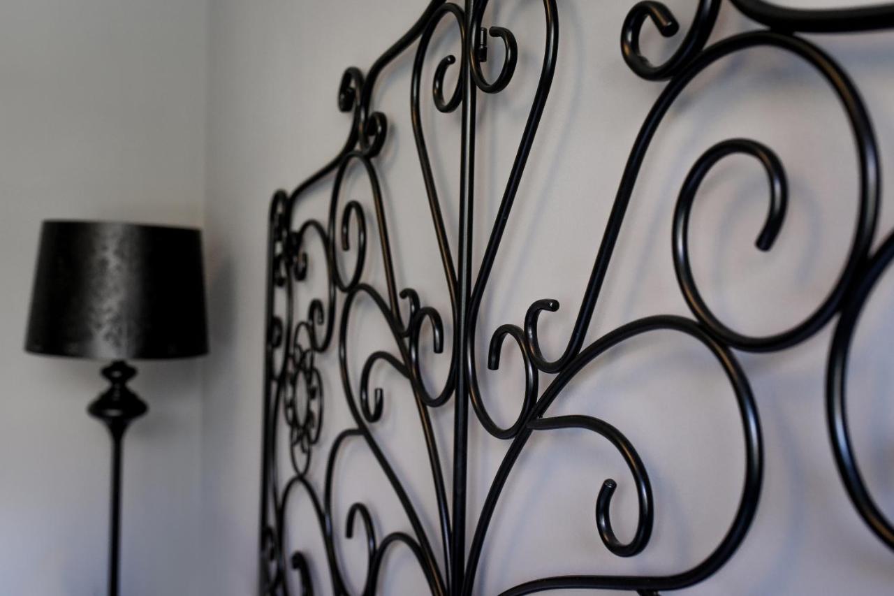 Captivating Old Town Apartment Βουκουρέστι Εξωτερικό φωτογραφία
