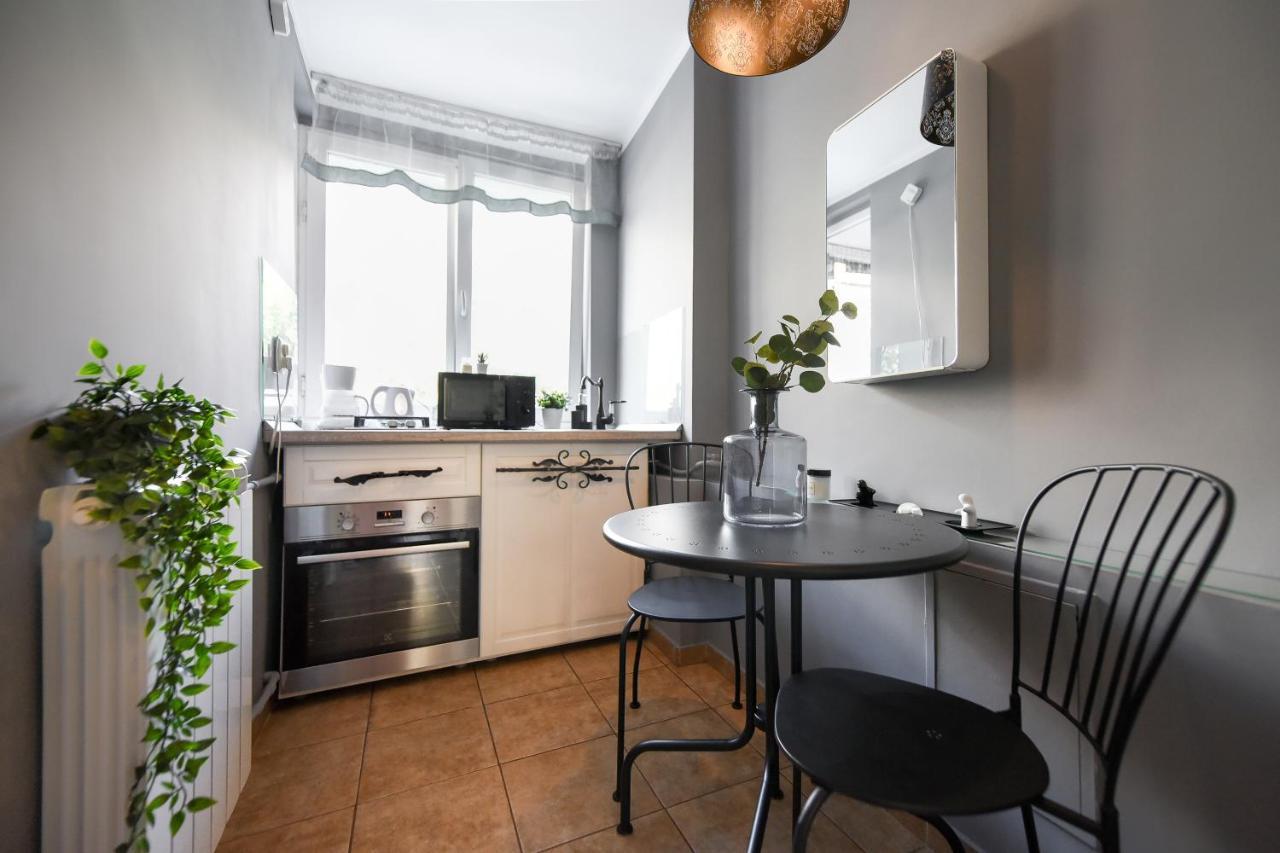 Captivating Old Town Apartment Βουκουρέστι Εξωτερικό φωτογραφία